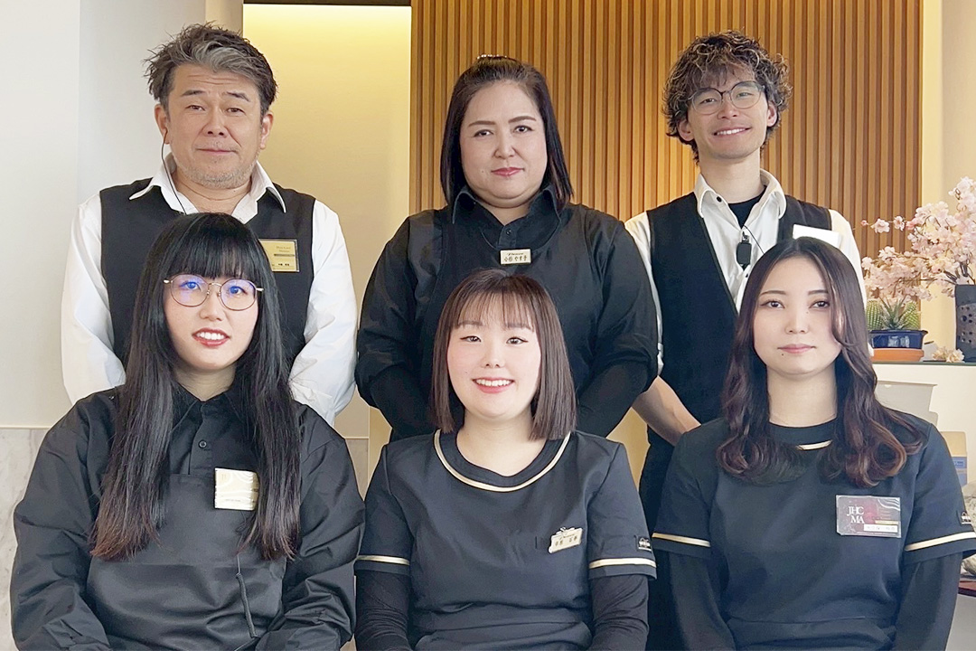 美容室ヘアスタジオピース スタッフ